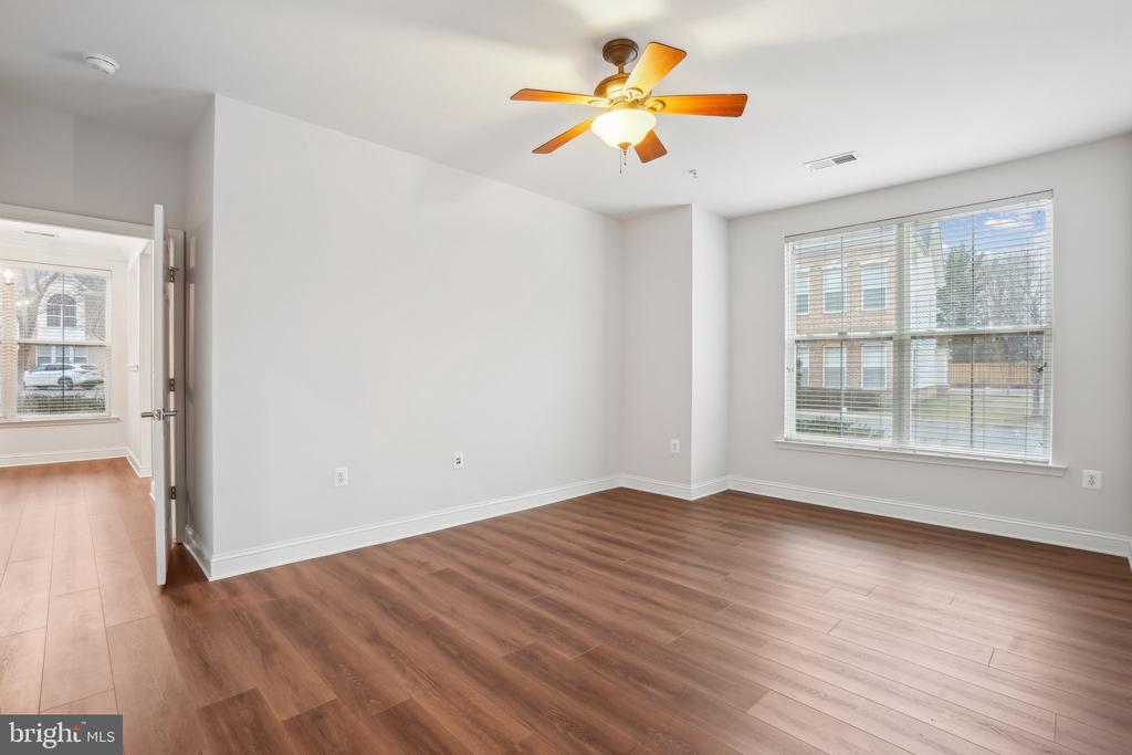 8620 LIBERTY TRAIL 101