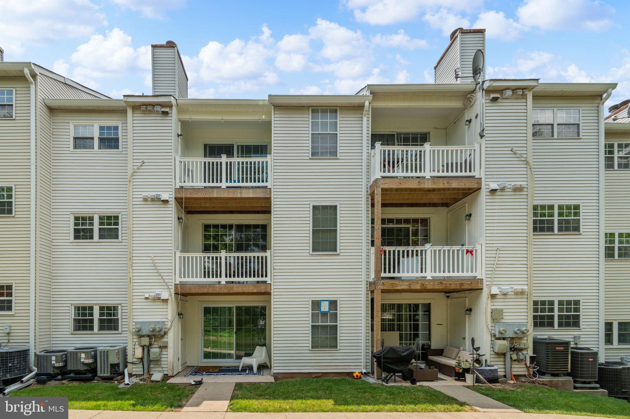 9220 NIKI PLACE 202