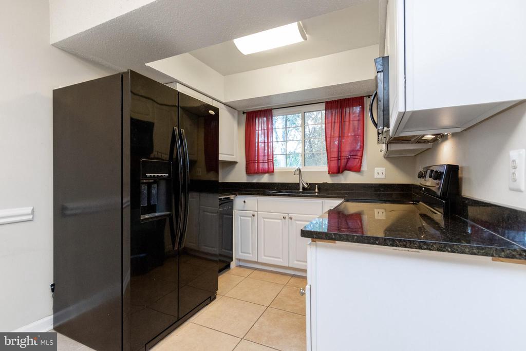 9260 NIKI PLACE 301