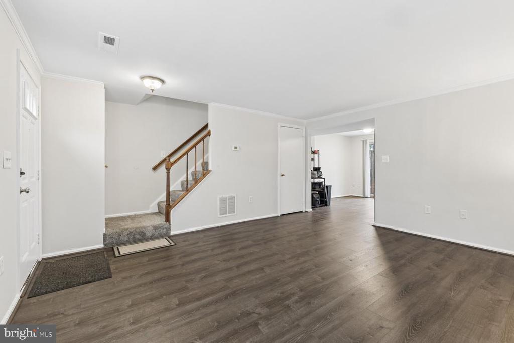 8653 BRAXTED LANE