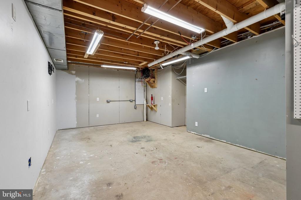 10409 SORRELL DRIVE
