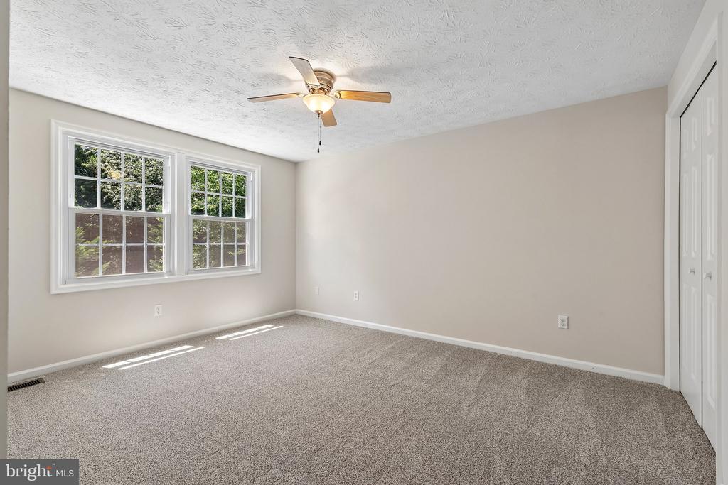 10409 SORRELL DRIVE