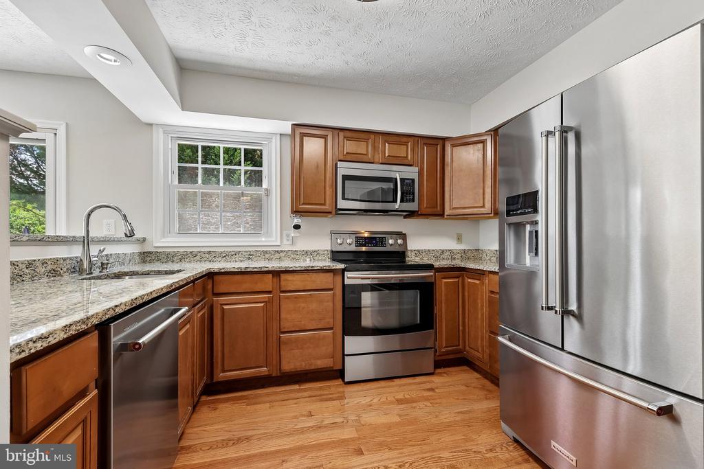 10409 SORRELL DRIVE