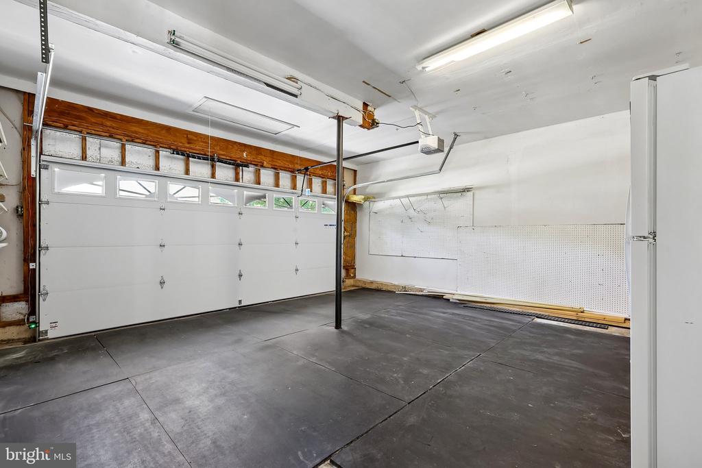 10409 SORRELL DRIVE