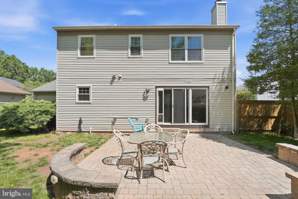 10275 RACQUET CIRCLE
