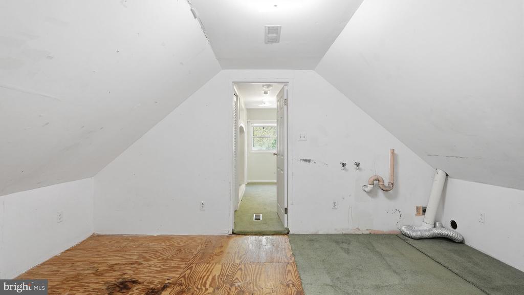 106 COURTNEY DRIVE