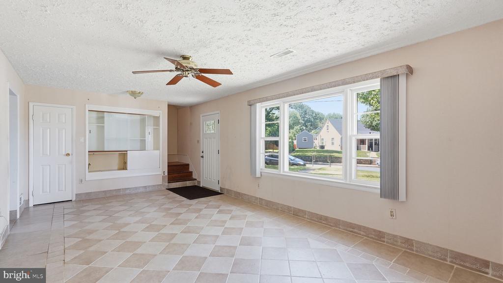 106 COURTNEY DRIVE