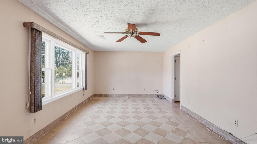 106 COURTNEY DRIVE