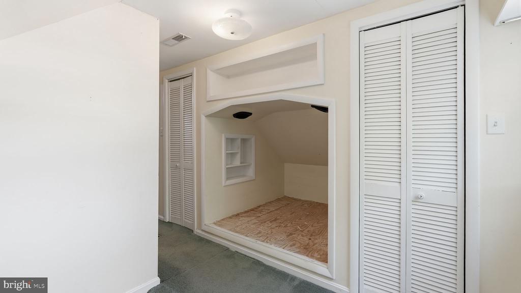 106 COURTNEY DRIVE
