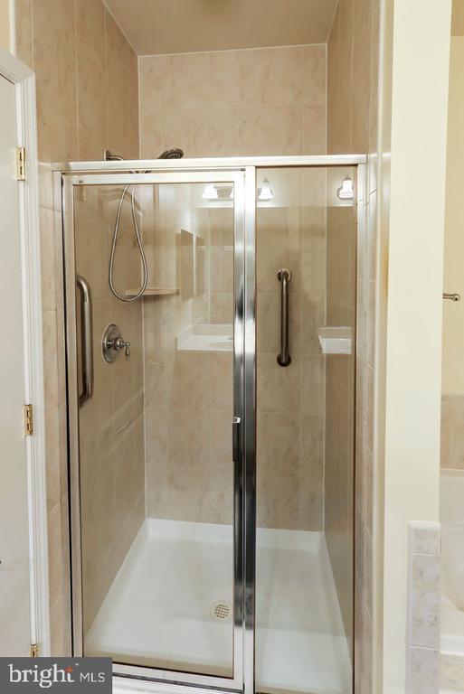 9712 HANDERSON PLACE Unit: 406