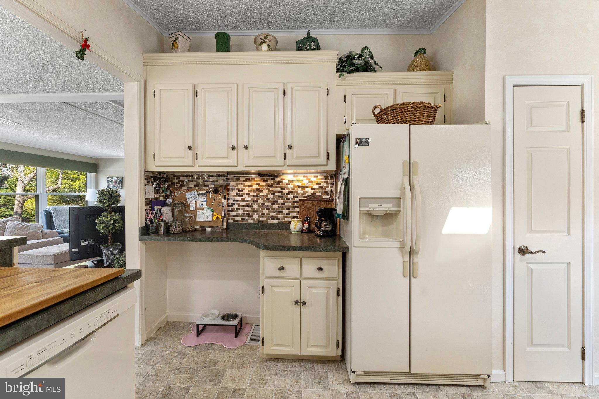 348 OYSTER WAY