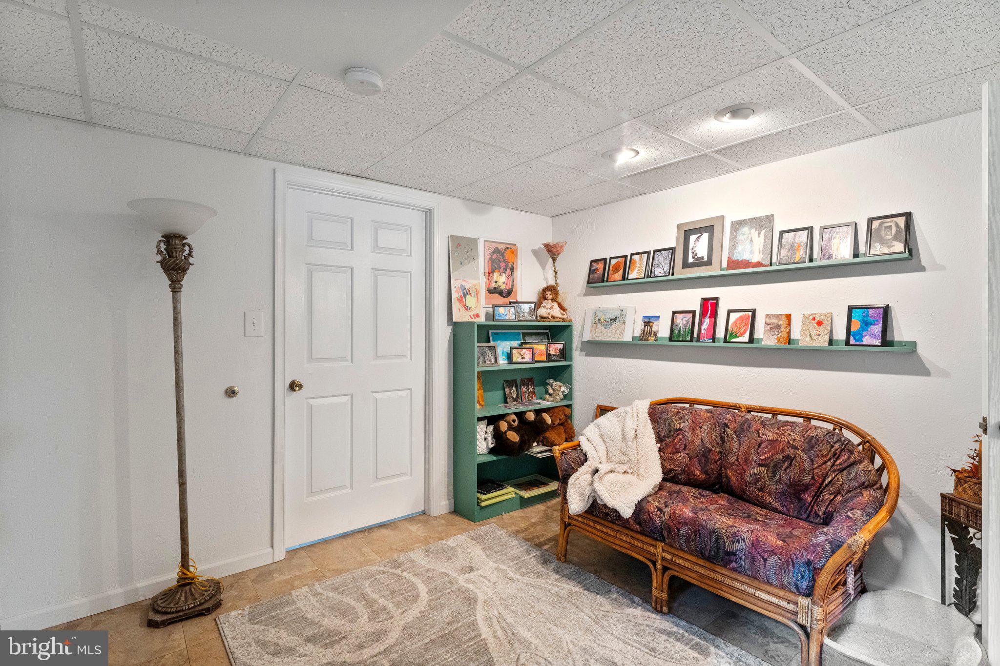 348 OYSTER WAY