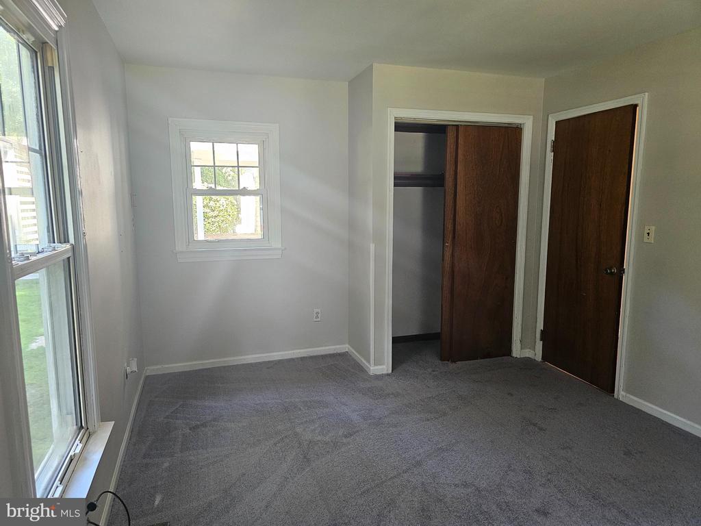 1881 FAIRPORT RD