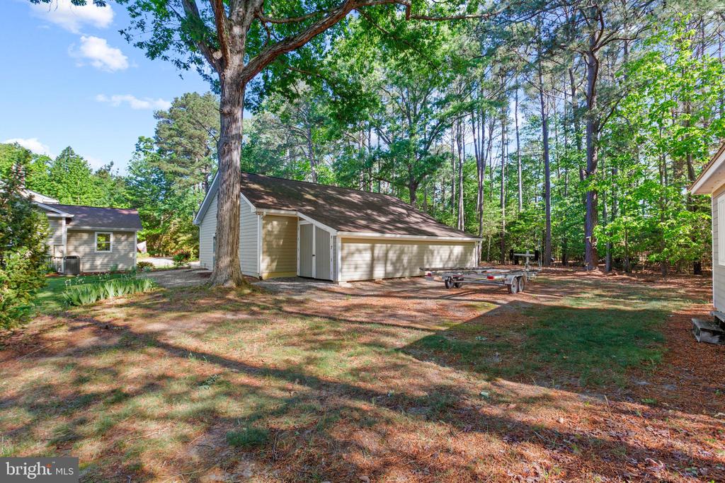 515 LEE DALE DRIVE