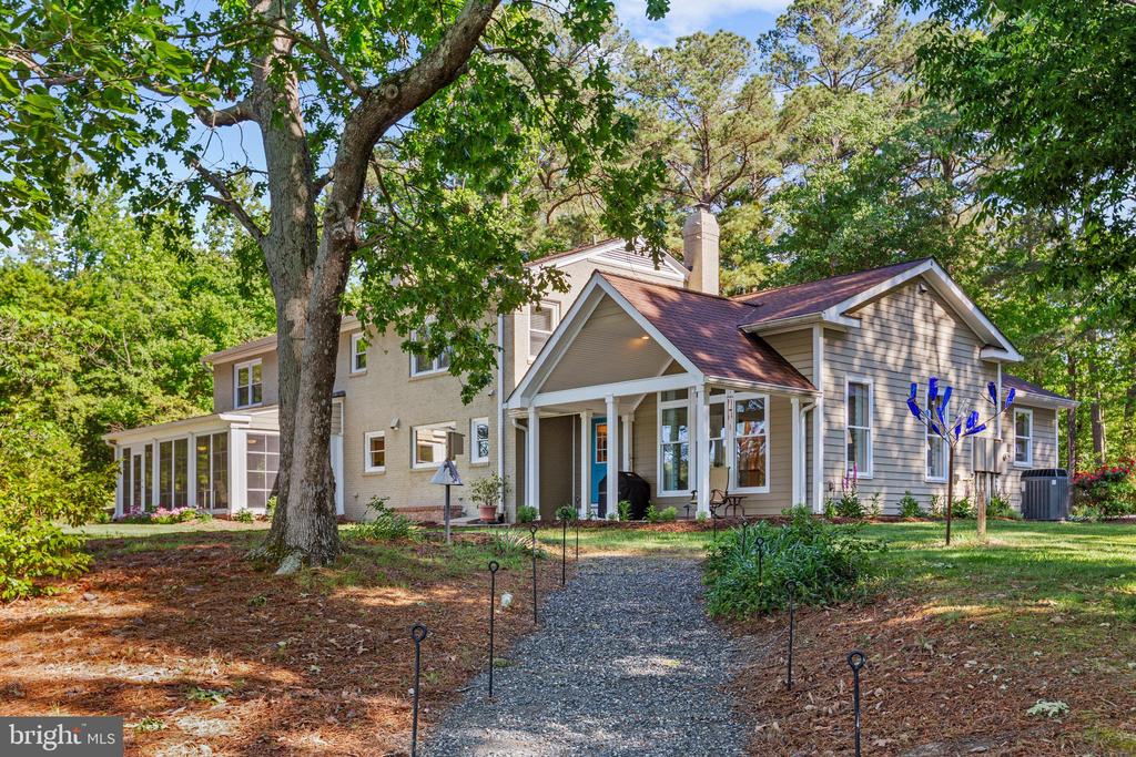 515 LEE DALE DRIVE
