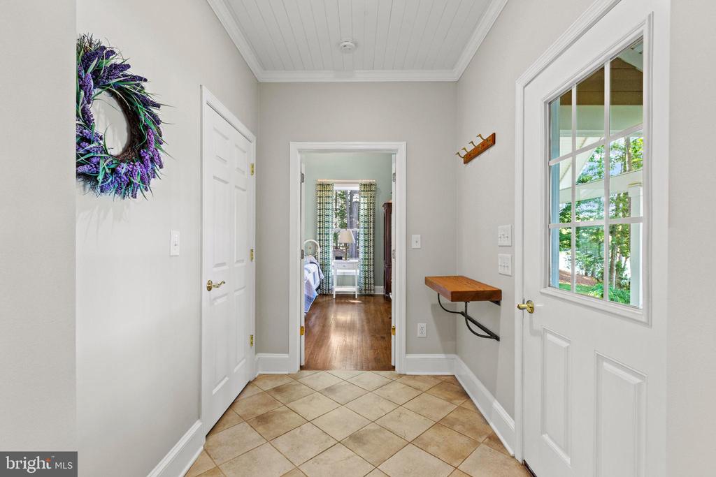 515 LEE DALE DRIVE