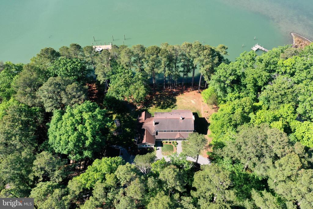 515 LEE DALE DRIVE