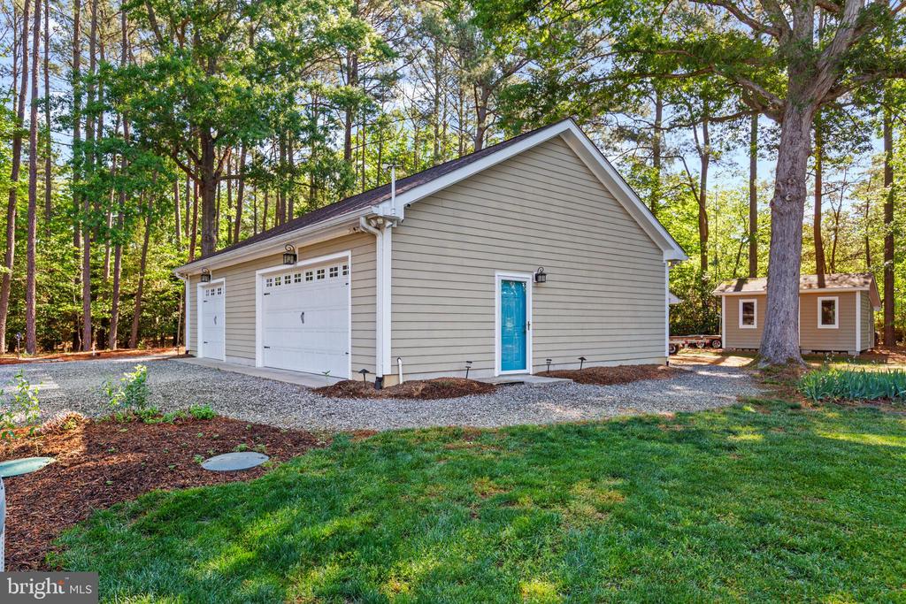 515 LEE DALE DRIVE