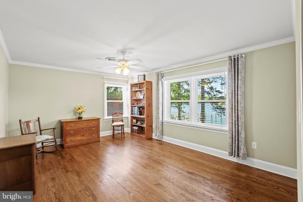 515 LEE DALE DRIVE