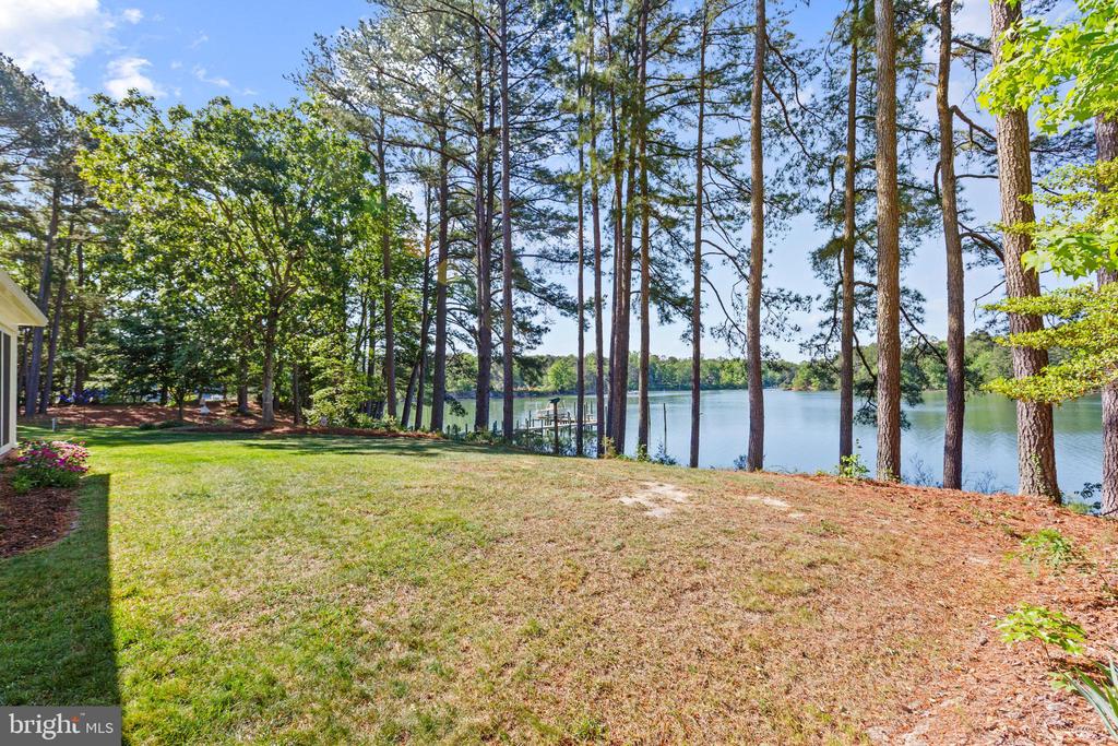 515 LEE DALE DRIVE