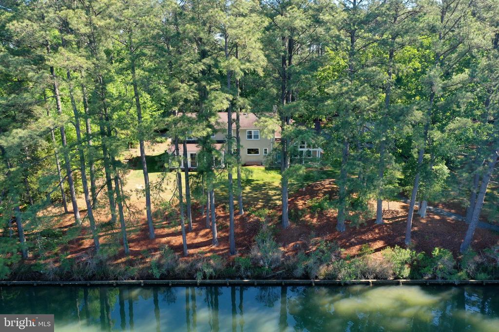 515 LEE DALE DRIVE