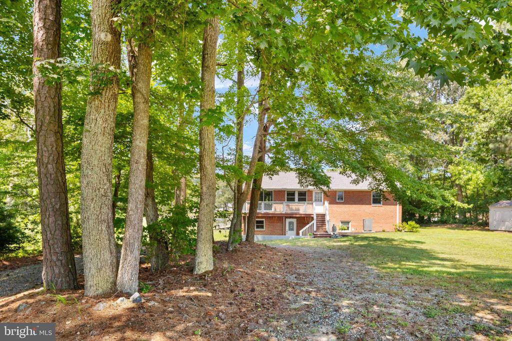 279 HARBOR DRIVE