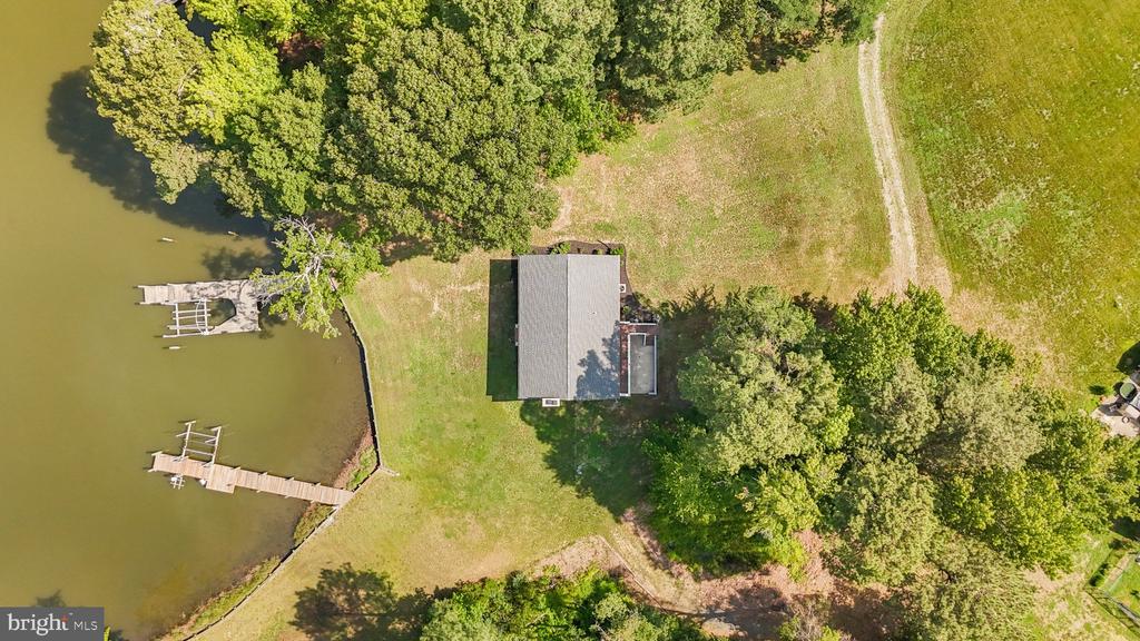 279 HARBOR DRIVE