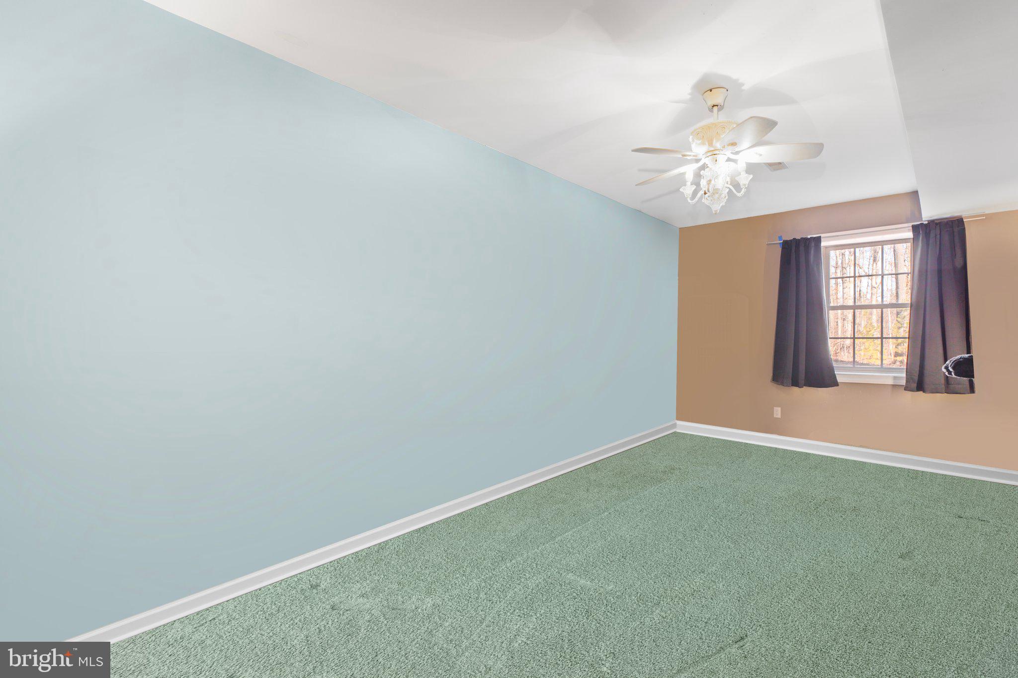 33227 COLONIAL LANE