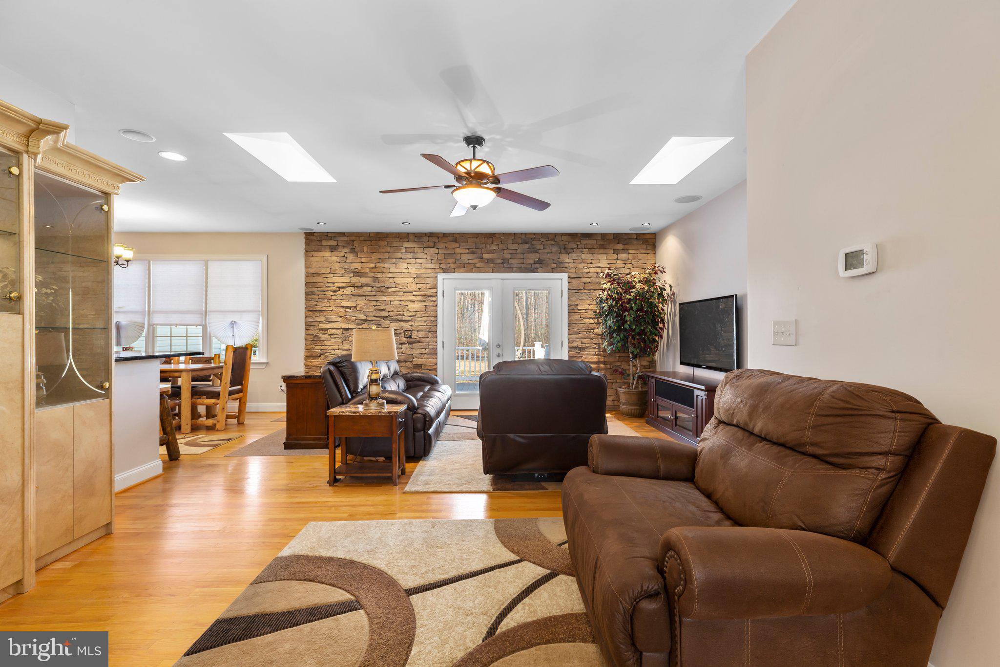 33227 COLONIAL LANE