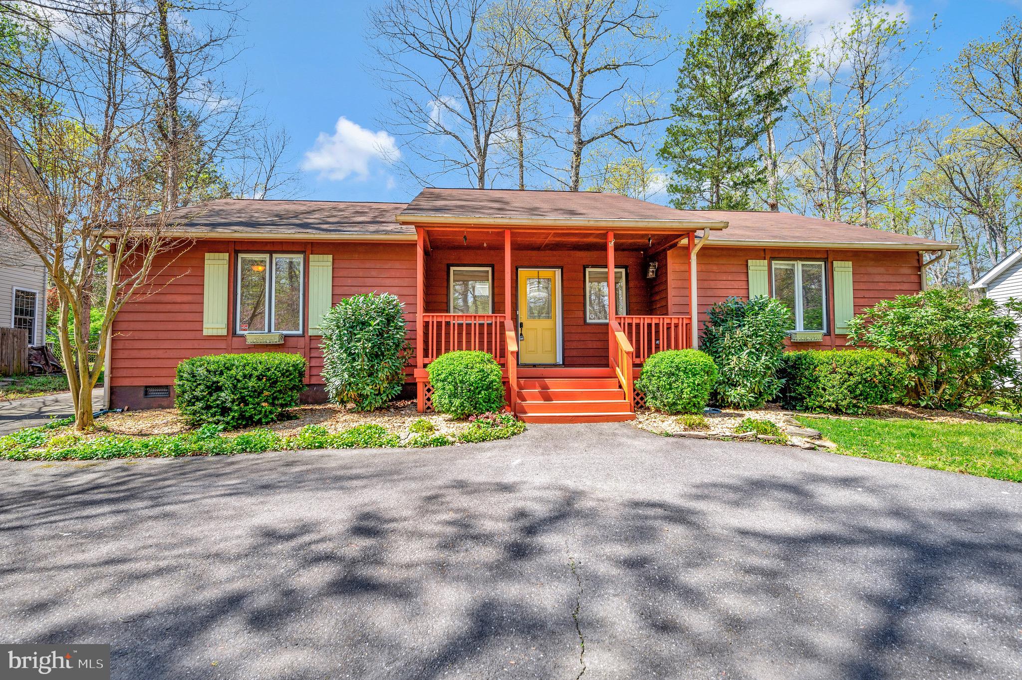 117 PATRICK HENRY COURT