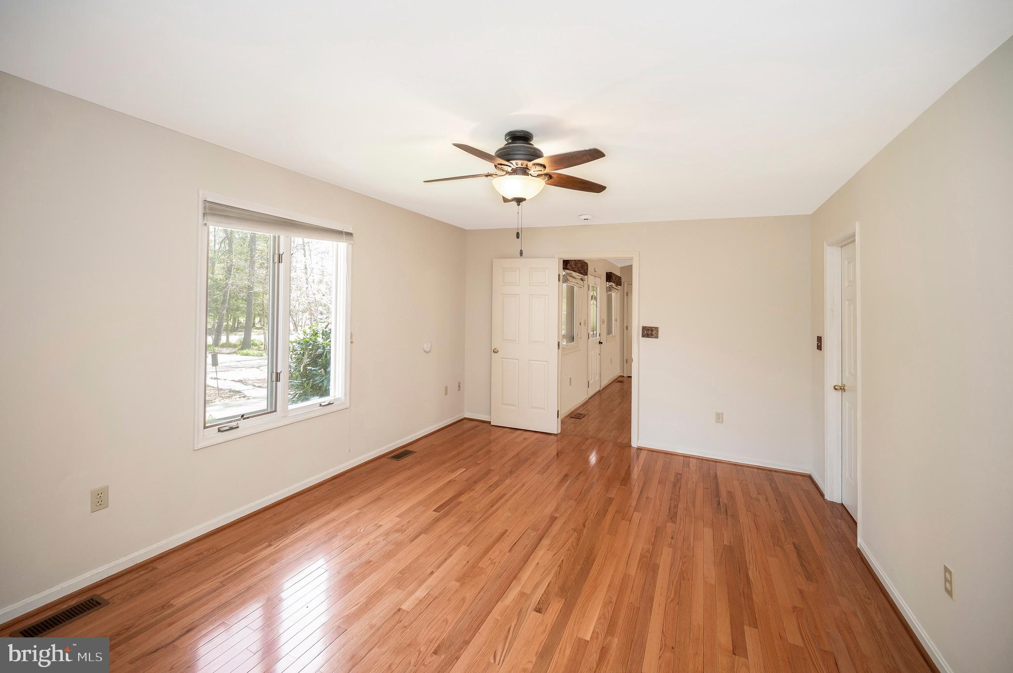 117 PATRICK HENRY COURT