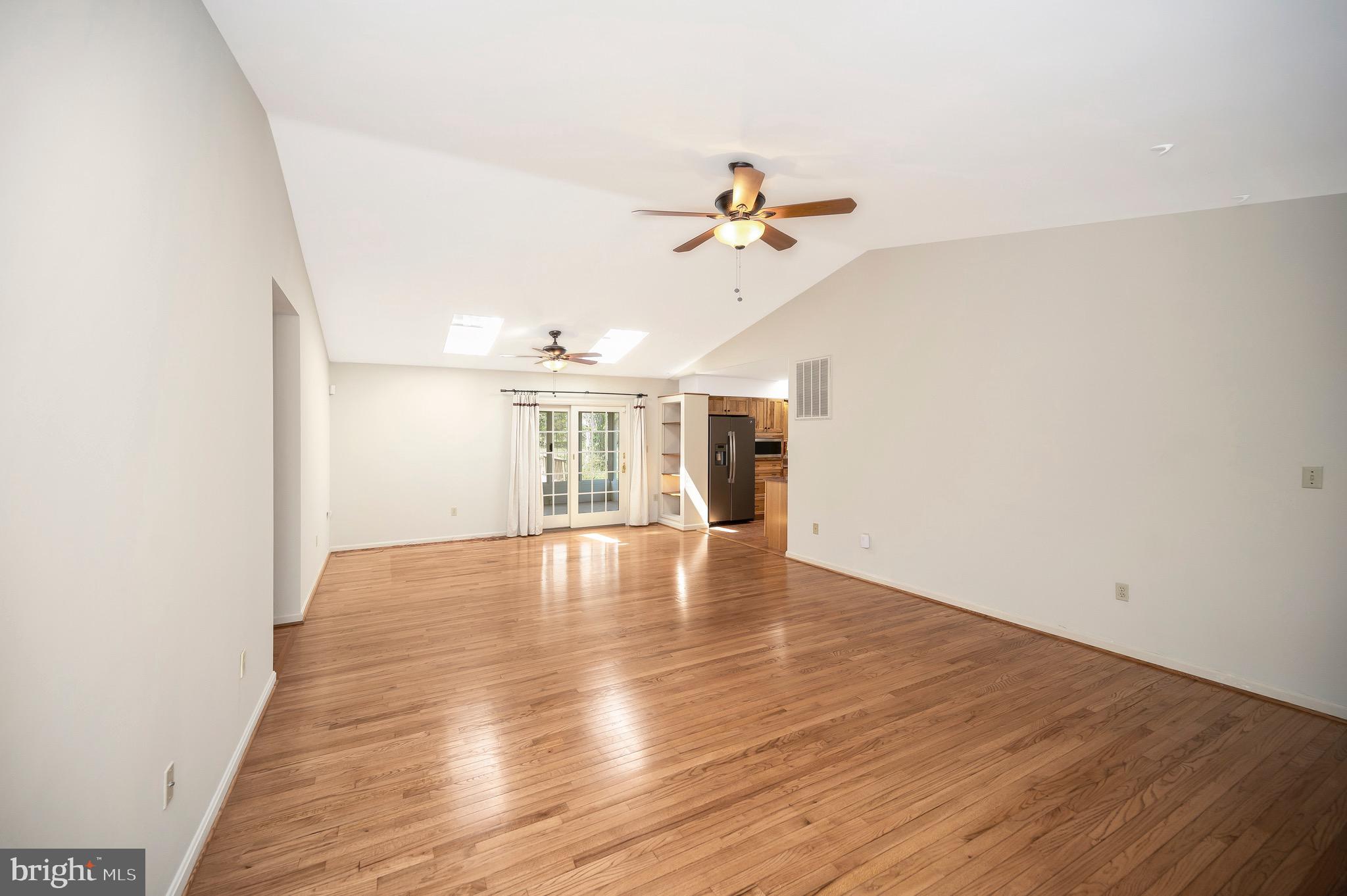 117 PATRICK HENRY COURT