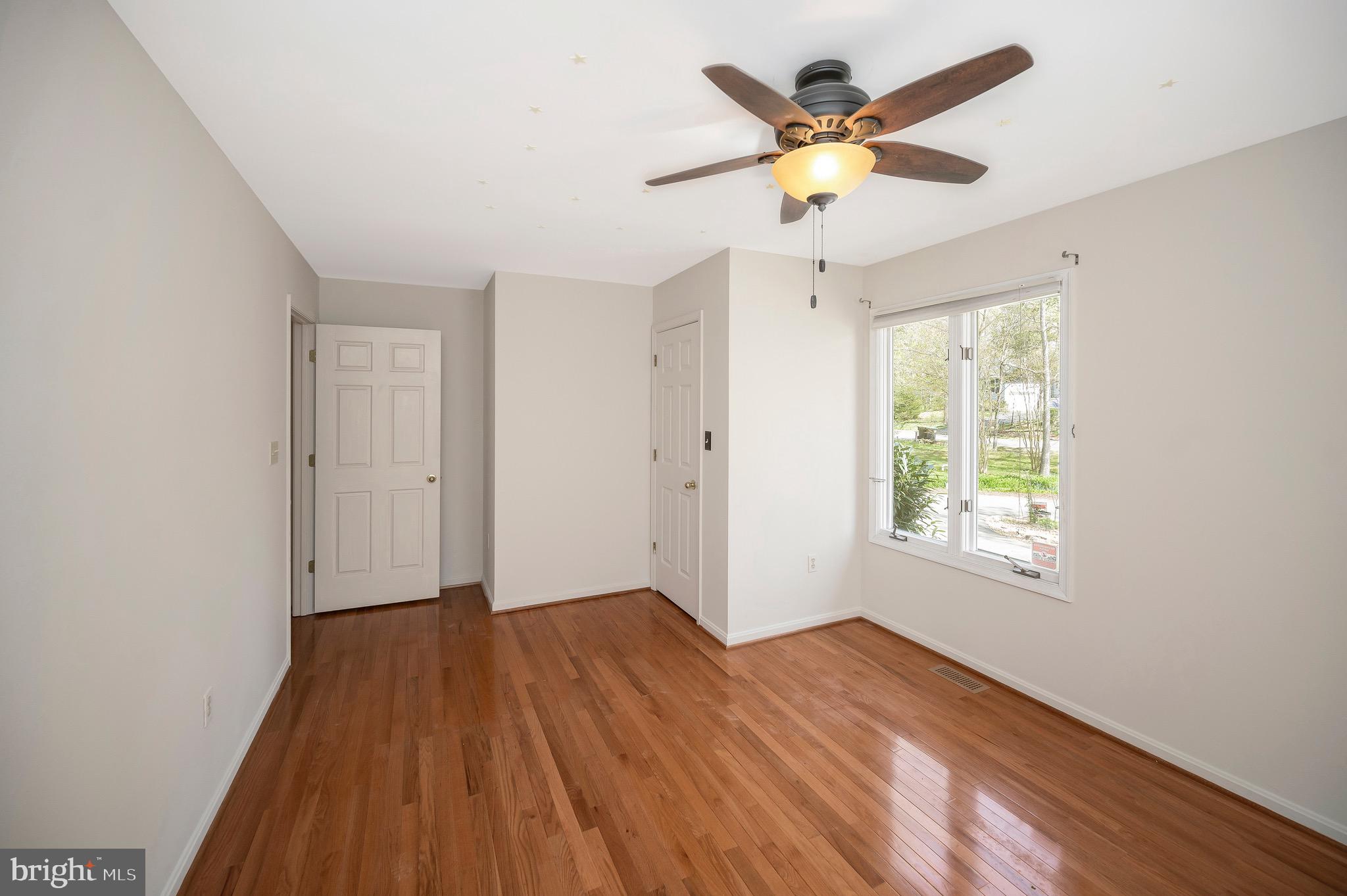 117 PATRICK HENRY COURT