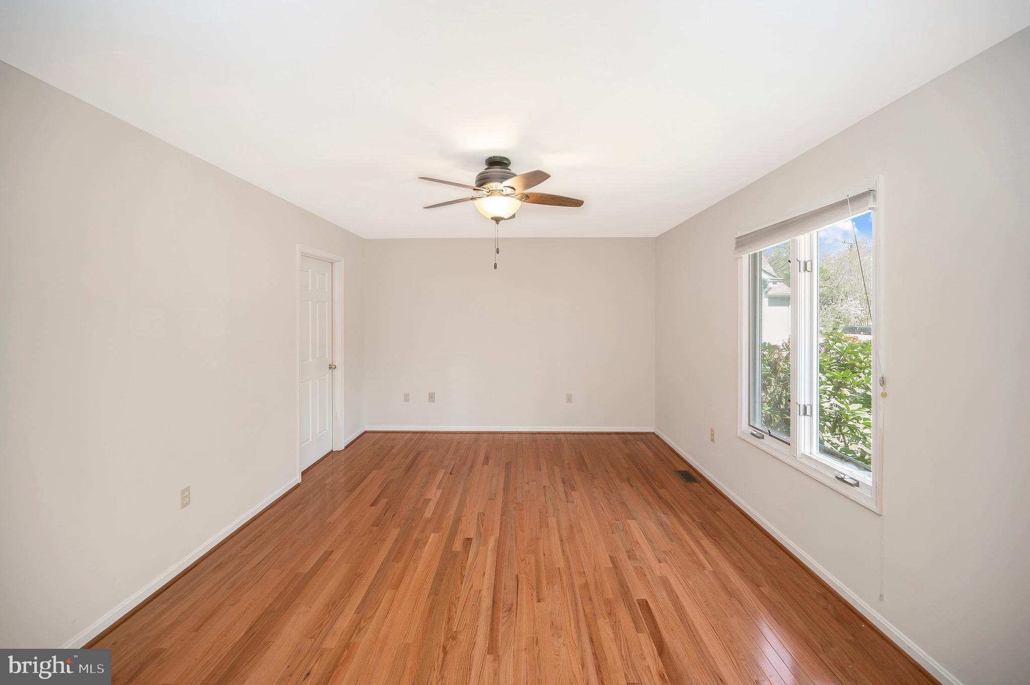 117 PATRICK HENRY COURT