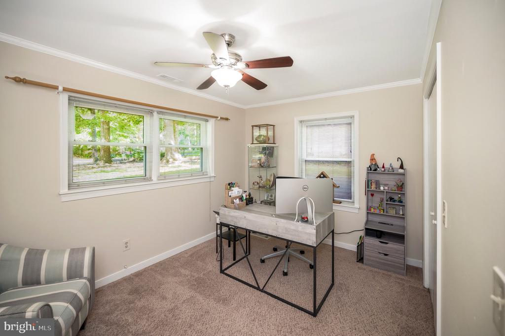 611 MT PLEASANT DRIVE