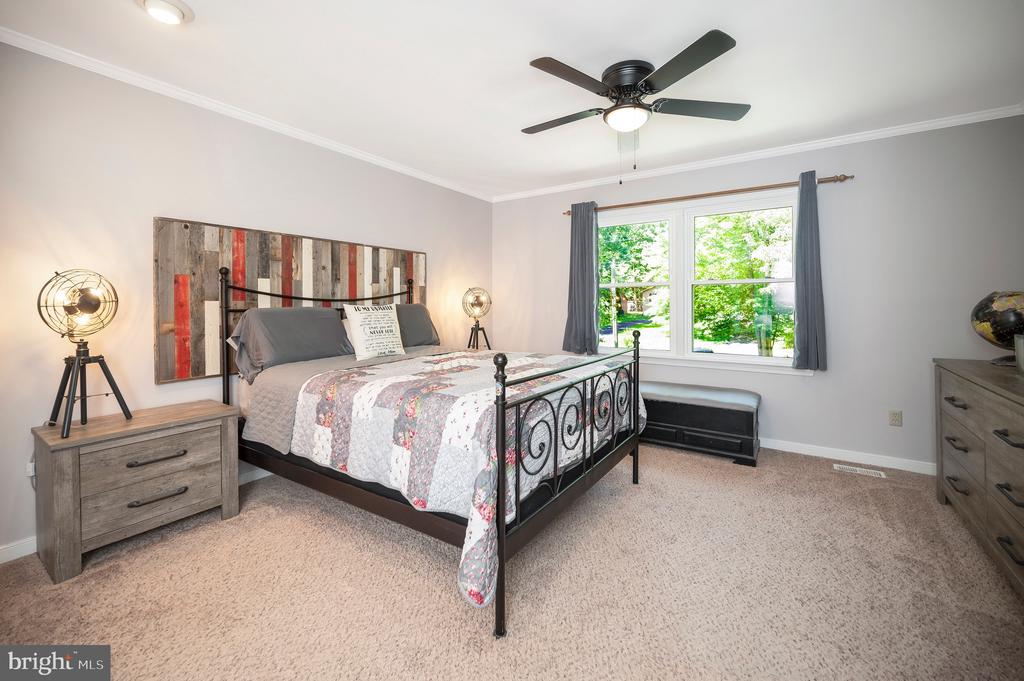 611 MT PLEASANT DRIVE