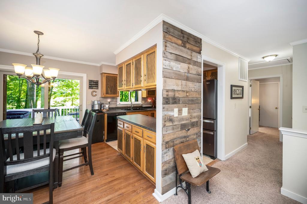 611 MT PLEASANT DRIVE