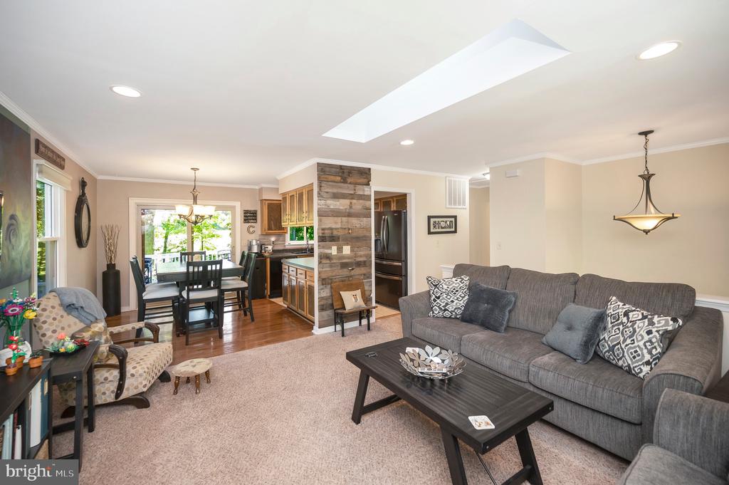 611 MT PLEASANT DRIVE