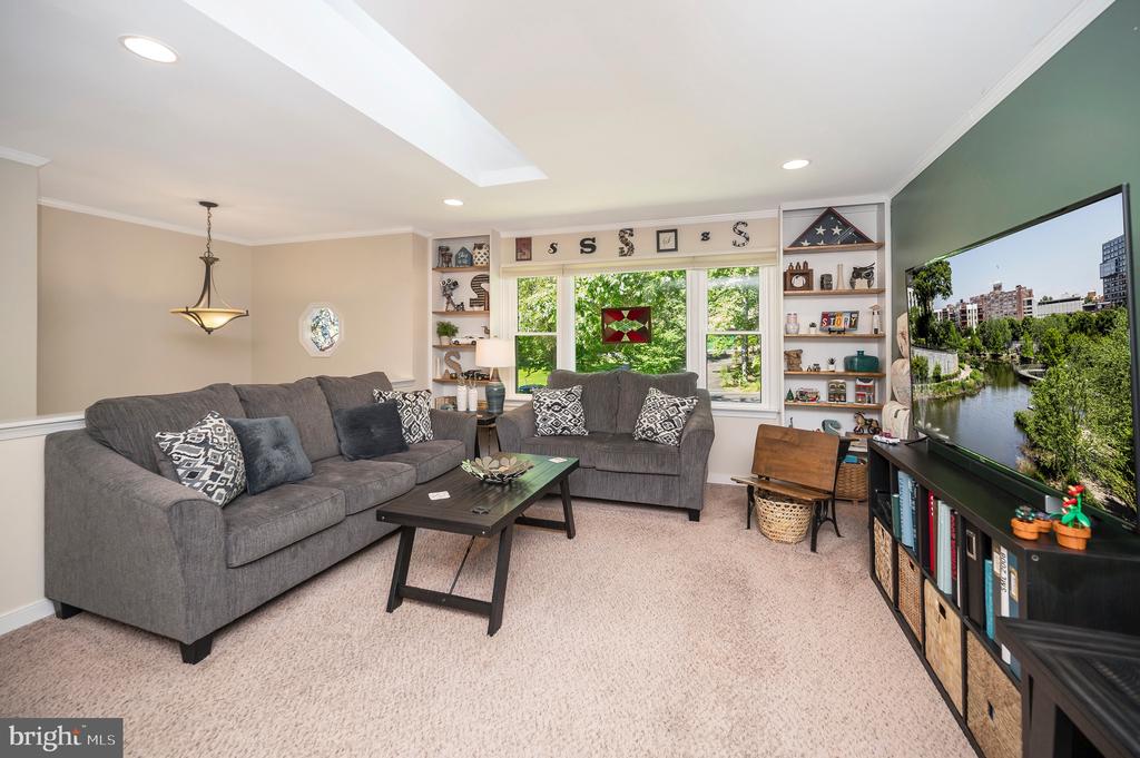 611 MT PLEASANT DRIVE