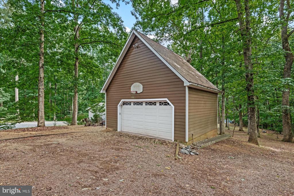 408 WESTOVER PARKWAY