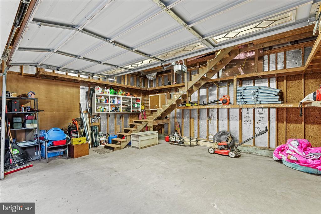 408 WESTOVER PARKWAY