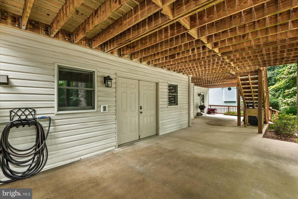 313 STRATFORD CIRCLE