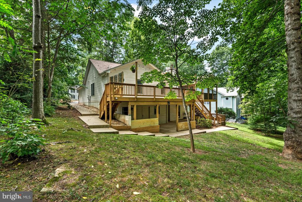 313 STRATFORD CIRCLE
