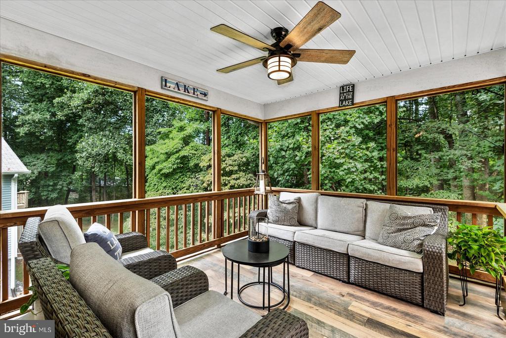 313 STRATFORD CIRCLE