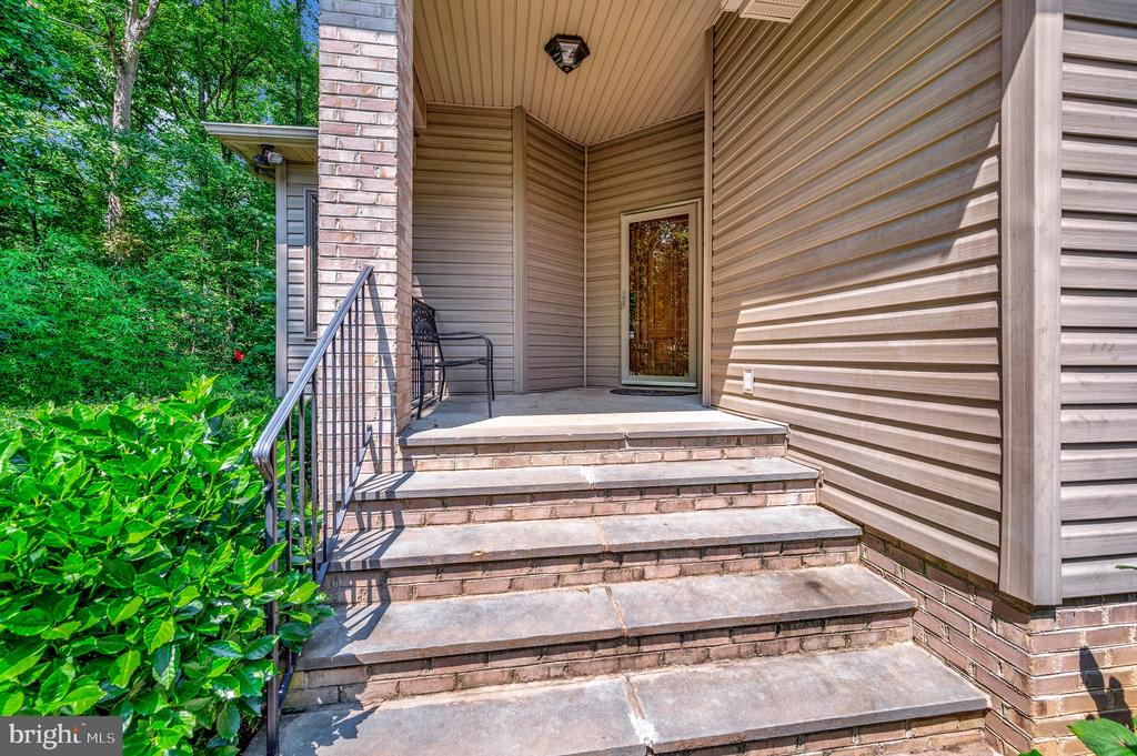 115 BUTLER CIRCLE