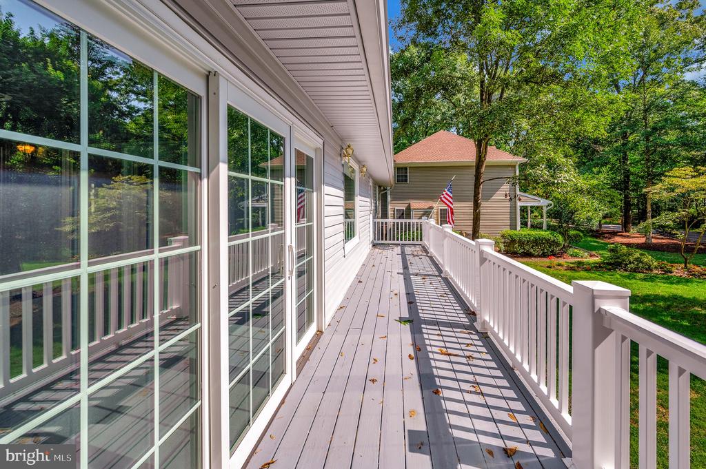 320 STRATFORD CIRCLE