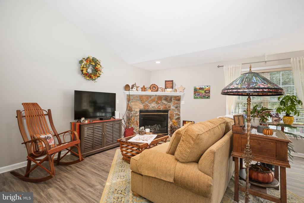 112 MONTICELLO CIRCLE
