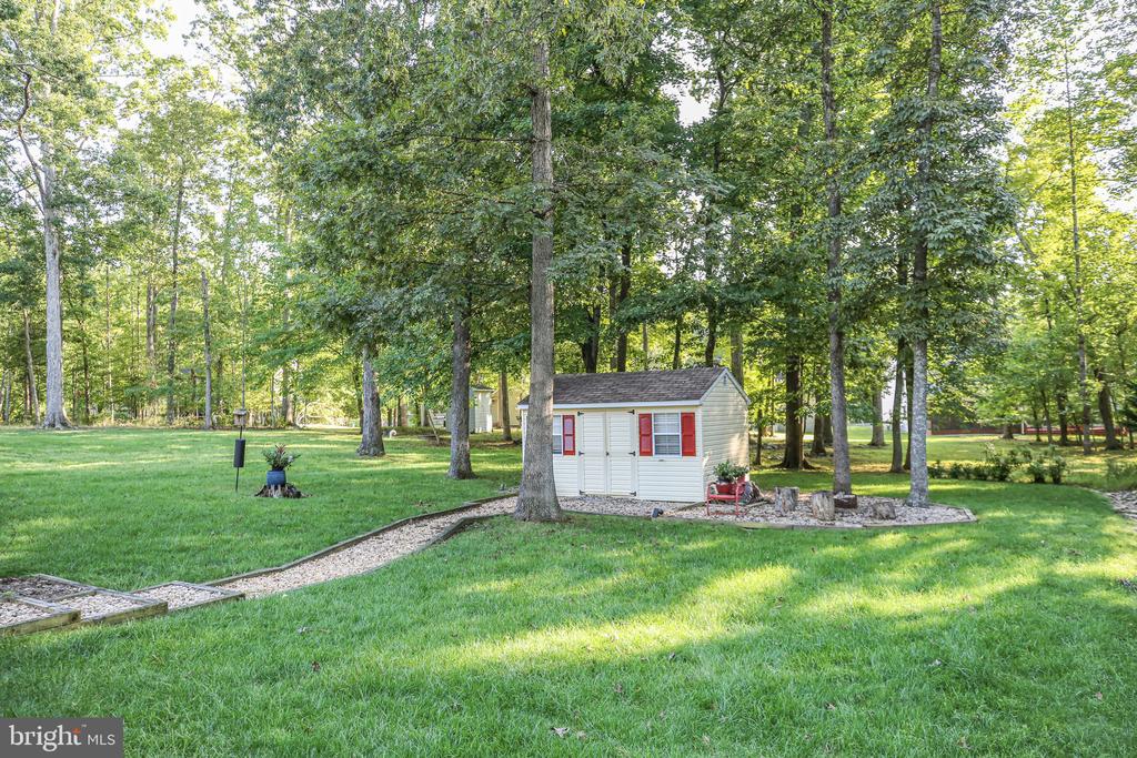 112 MONTICELLO CIRCLE