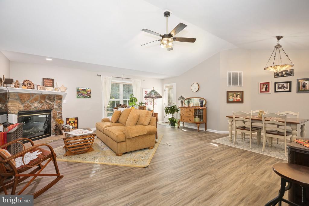 112 MONTICELLO CIRCLE