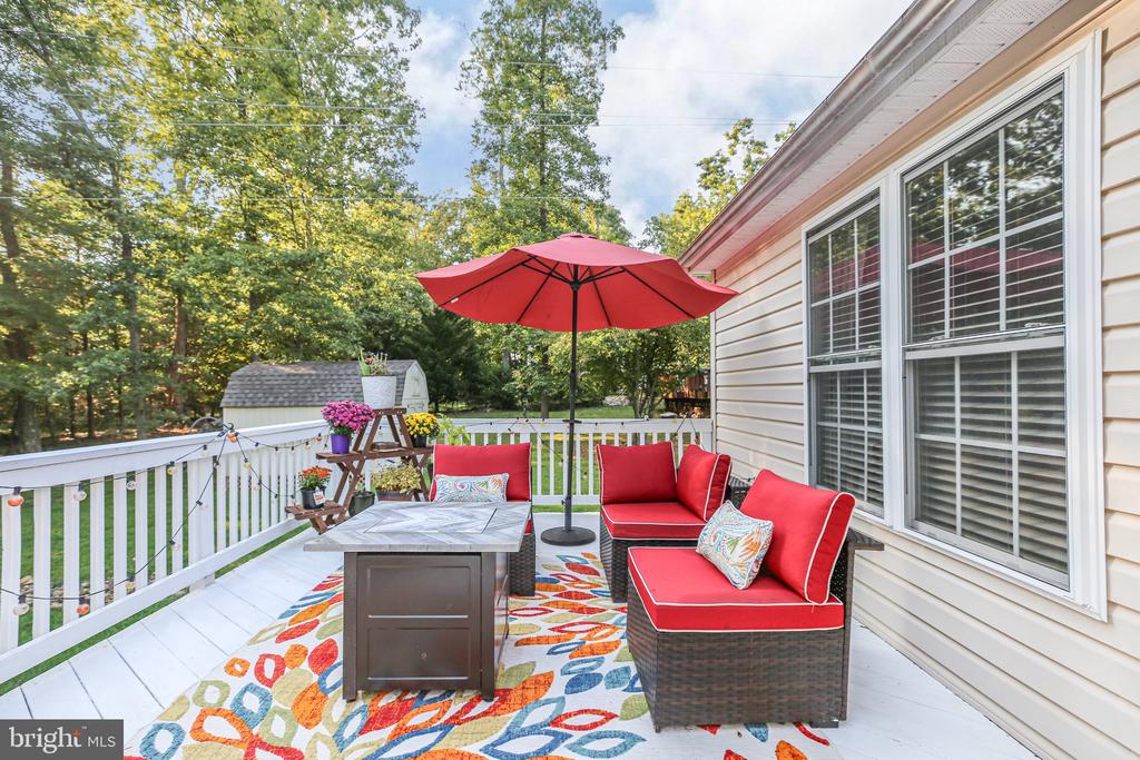 112 MONTICELLO CIRCLE